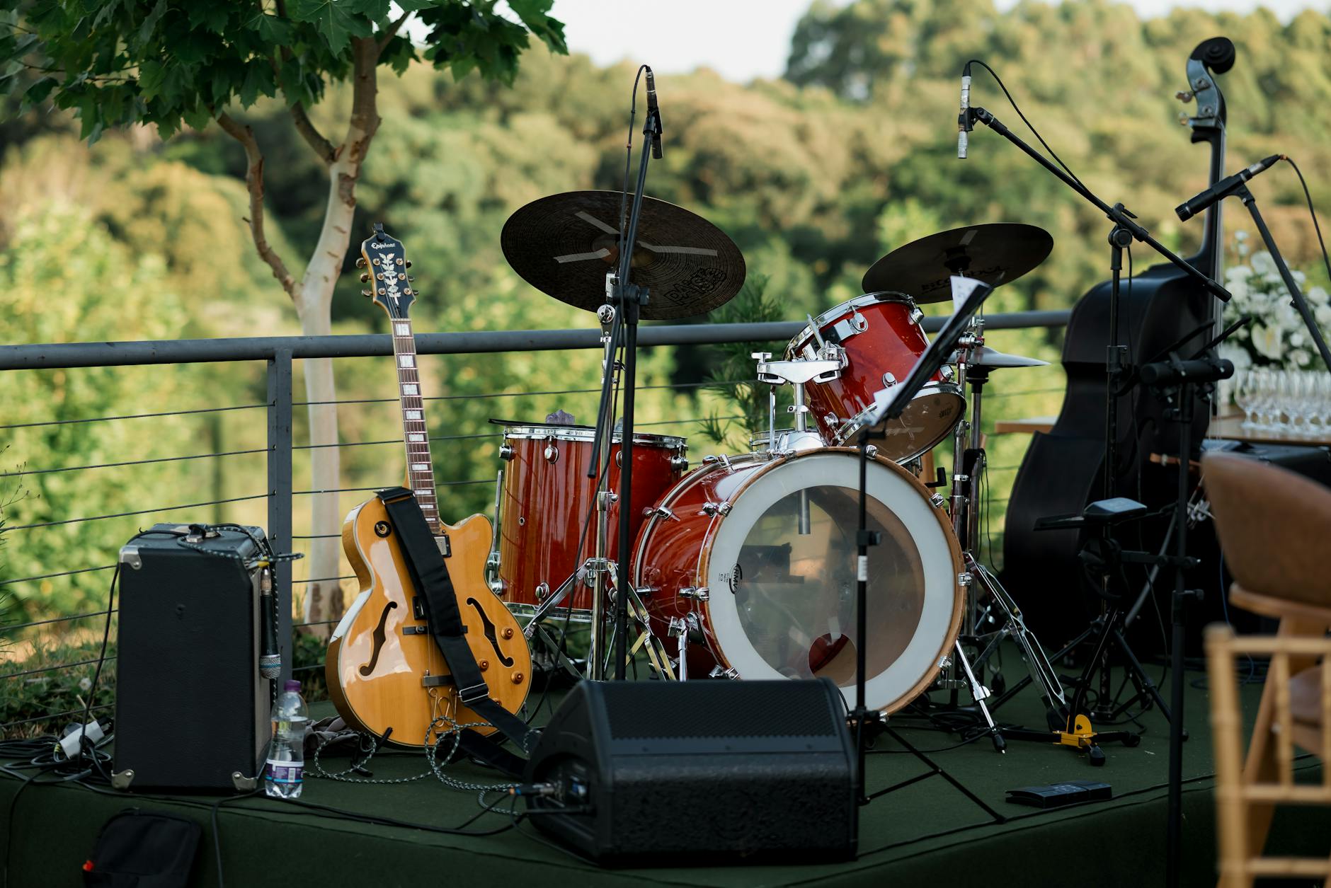 Live music performance representing entertainment in Frisco TX nightlife