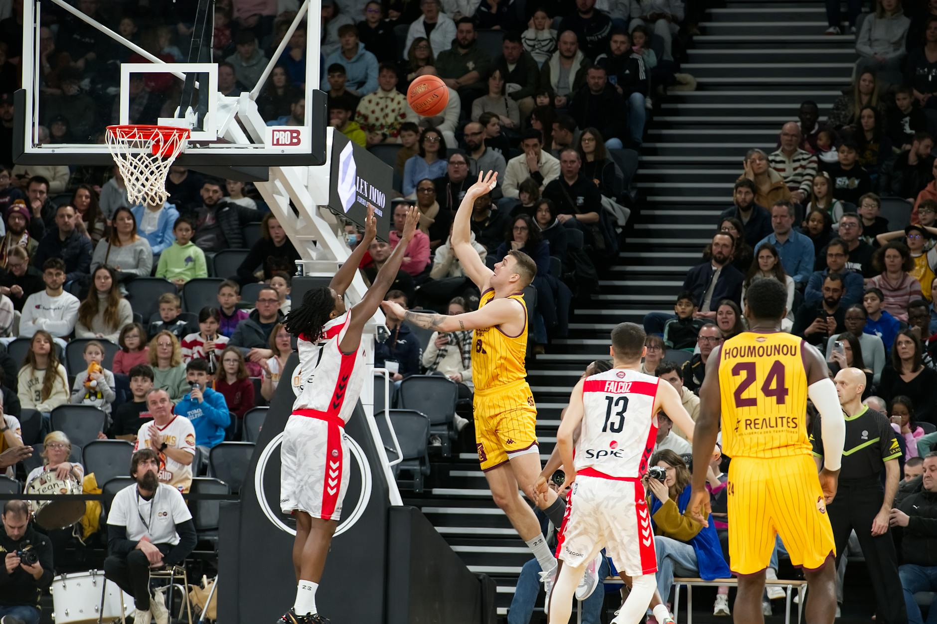 Basketball arena representing the Texas Legends at Comerica Center in Frisco TX