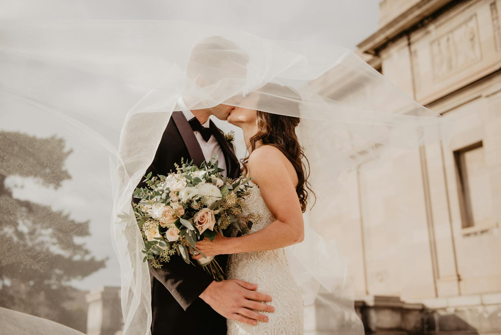 Outdoor garden wedding venue in Frisco TX