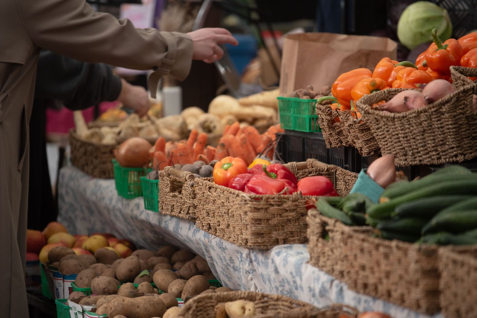 Farmers market produce stall representing seasonal Frisco TX events and markets